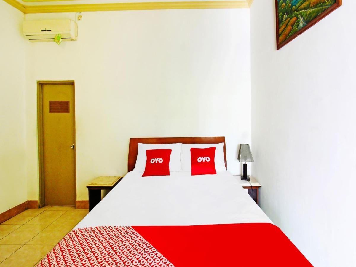 Oyo 91564 Ayodya Guest House Матарам Екстериор снимка